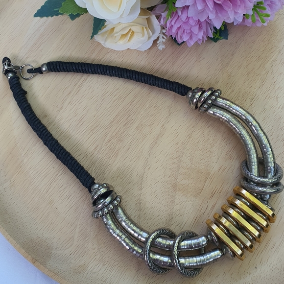 Statement Necklace - Picture 2 of 8